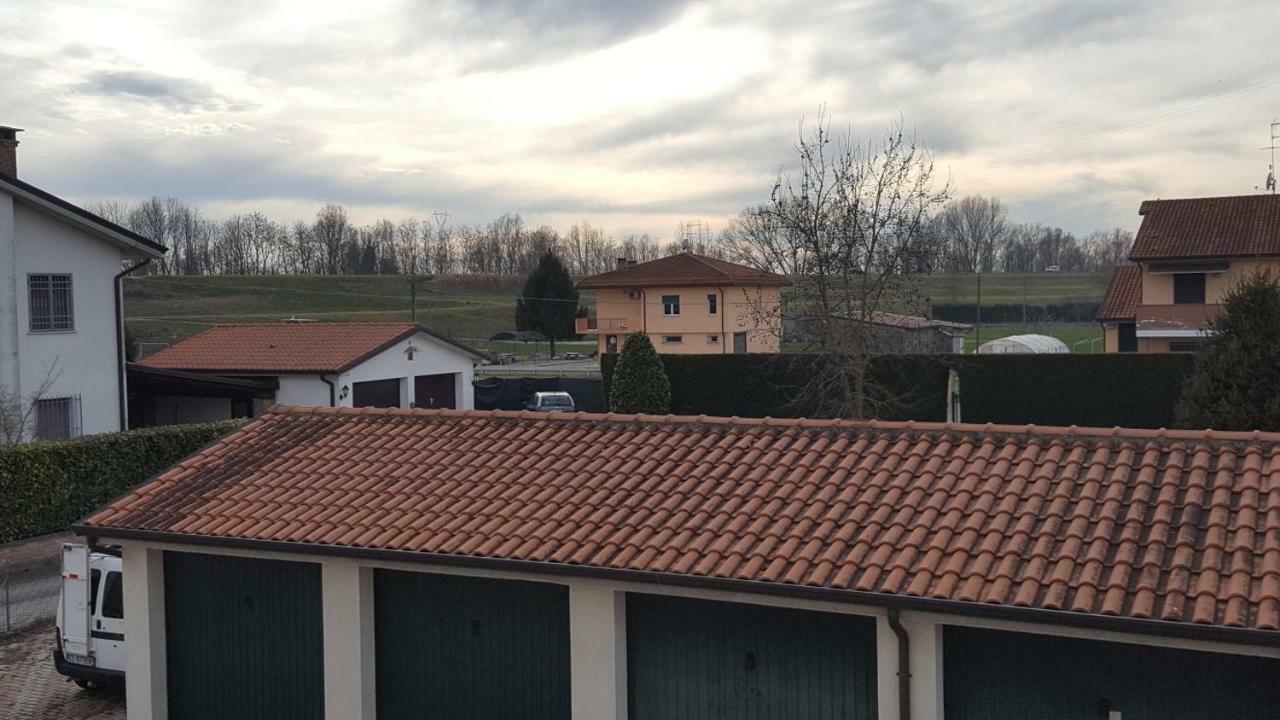 Il Grande Fiume Lägenhet Occhiobello Exteriör bild
